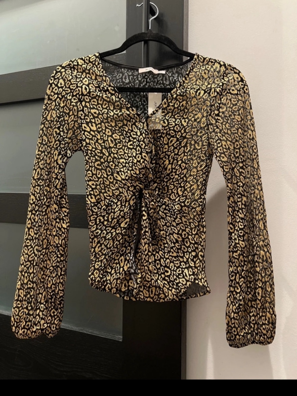 Francesca's Collections Leopard Twist-Front Blouse - Black & Gold